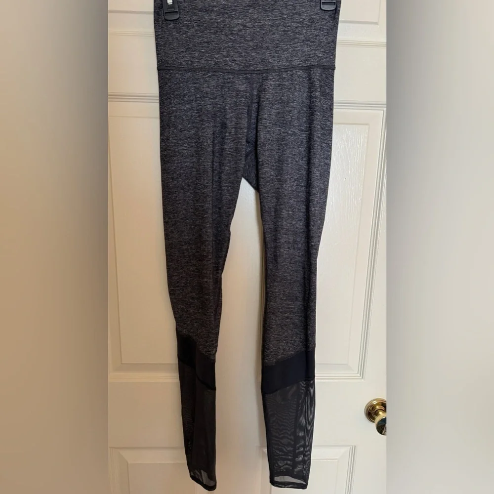 Lululemon Mesh Panel Leggings Size 6 Black Gray Yoga Pants